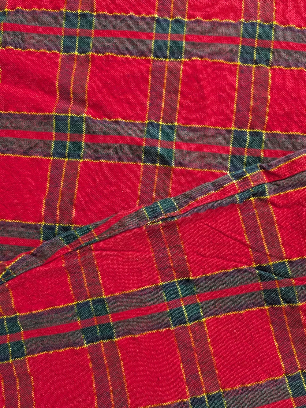 Red Plaid Round Holiday Tablecloth - Home Dining